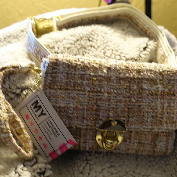 mytagalongs Handbags - Travel